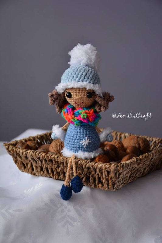 Wzór na szydełko Zimowa laleczka tutorial szydełkowy_1