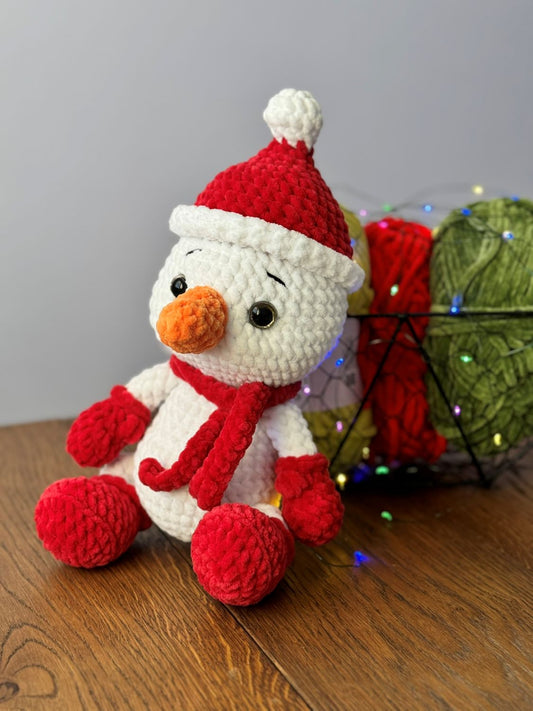 Bałwan w czerwonych rękawiczkach, bucikach, czapce i szaliku_1