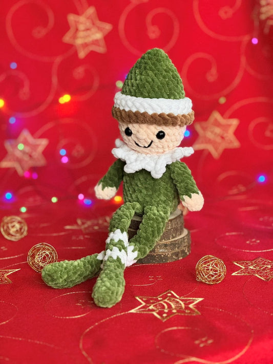 Elf lalka chłopiec w zielonym ubranku_1