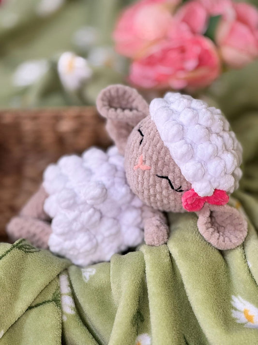 Pluszowa biała owieczka_1