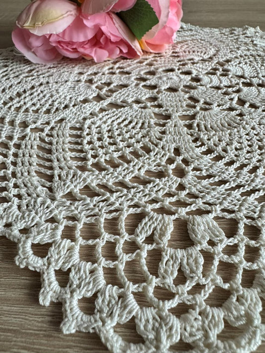 Serwetka okrągła na szydełku bawełniana_1