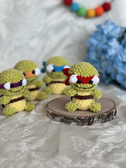 Zielony żółw ninja z brązową skorupą_1